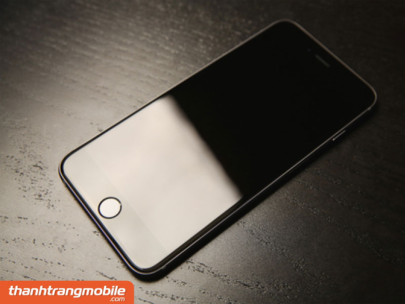 luu-y-viec-tu-sua-iphone-bi-ho-vien-tai-nha Nguyên nhân vì sao màn hình iPhone 8 Plus bị hở viền?