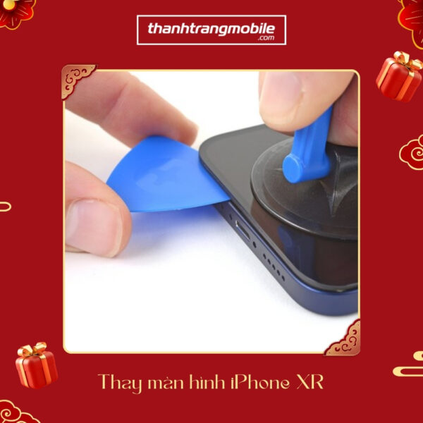 Thay màn hình iPhone XR bao nhiêu tiền