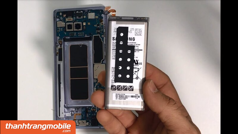 thay-pin-samsung-note-8-4 Thay Pin Samsung Note 8