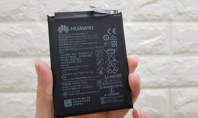 Thay pin Huawei P20 Plus