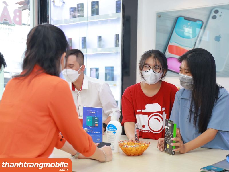 Thay Chân Sạc Samsung Z Flip 3 giá rẻ tại TP HCM