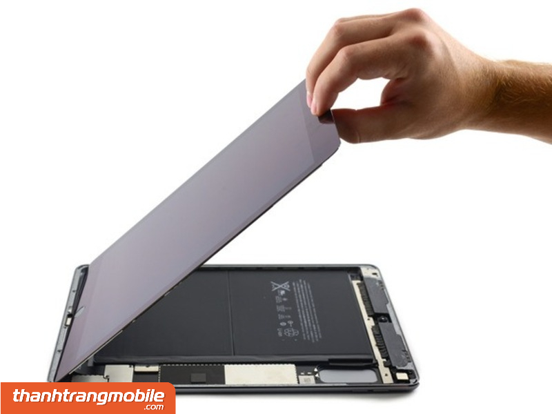 thay-man-hinh-ipad-air-5.3 Thay Màn Hình iPad Air 5