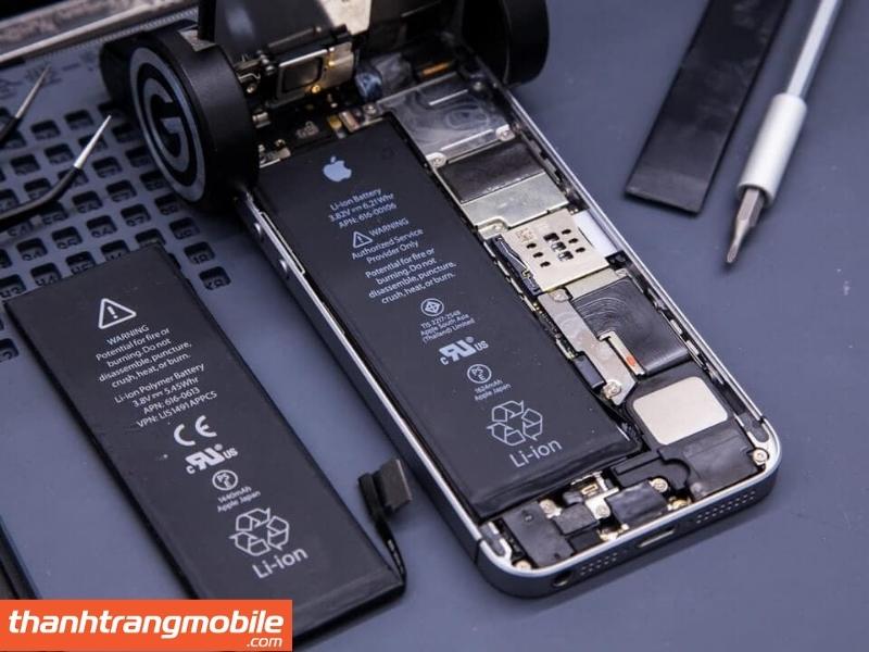 thay-pin-iphone-quan-binh-tan-2 Dịch vụ thay pin iPhone quận Bình Tân uy tín, giá rẻ