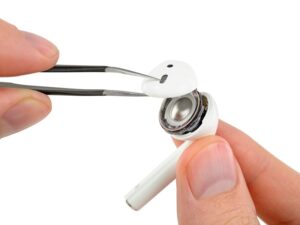 Thay ic bluetooth hộp đựng Airpods Pro Seri 1 / 2 / 3