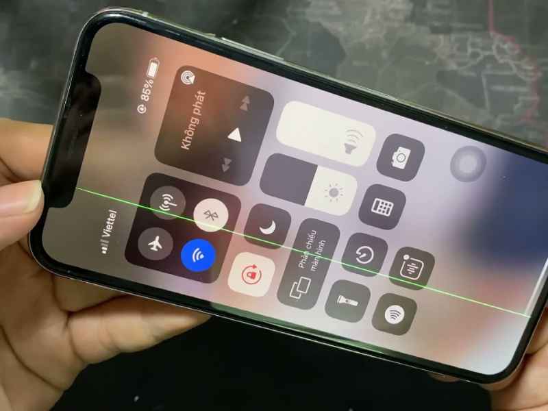 thay-man-hinh-iphone-x-zin-97% (2)