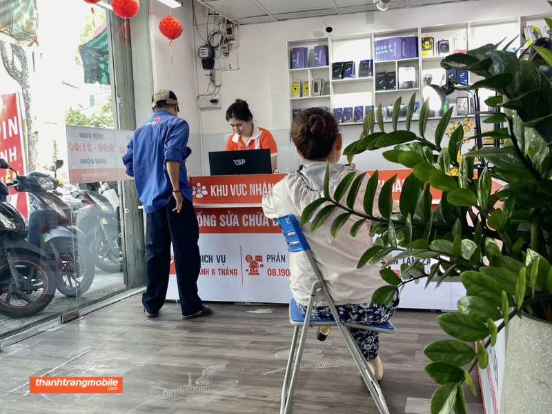 Thay pin iPhone 14 Pro Max Energizer là lựa chọn phù hợp khi máy bị chai pin, nóng máy hoặc pin xuống cấp sau thời gian dài sử dụng. Dịch vụ thay pin minh bạch, tương thích ổn định và hỗ trợ sử dụng bền bỉ hơn.