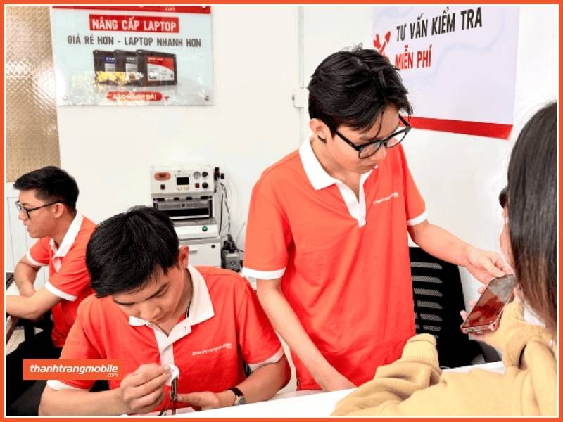 Địa chỉ sửa chữa và thay pin iPhone uy tín, chất lượng tại TP.HCM.