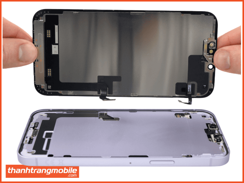Thay màn hình iPhone 15 Pro Max bao nhiêu tiền