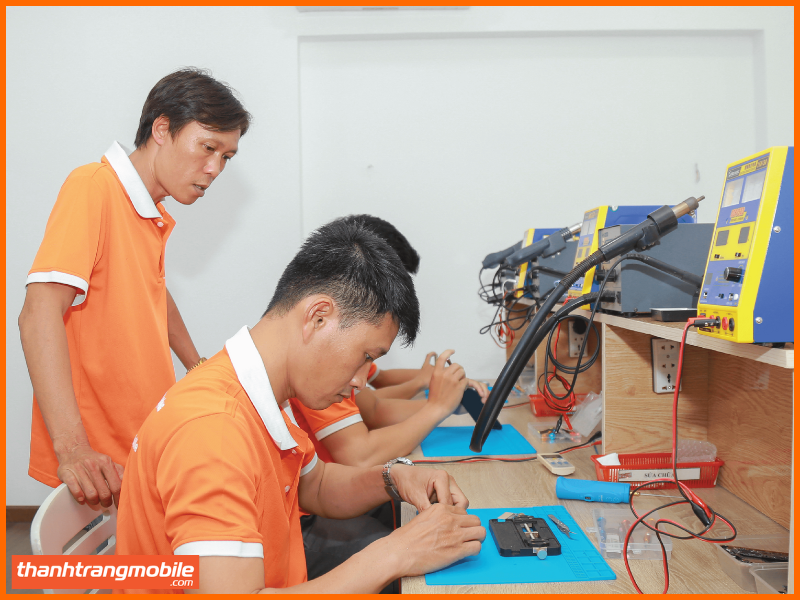 thay pin điện thoại dung lượng chuẩn chính hãng