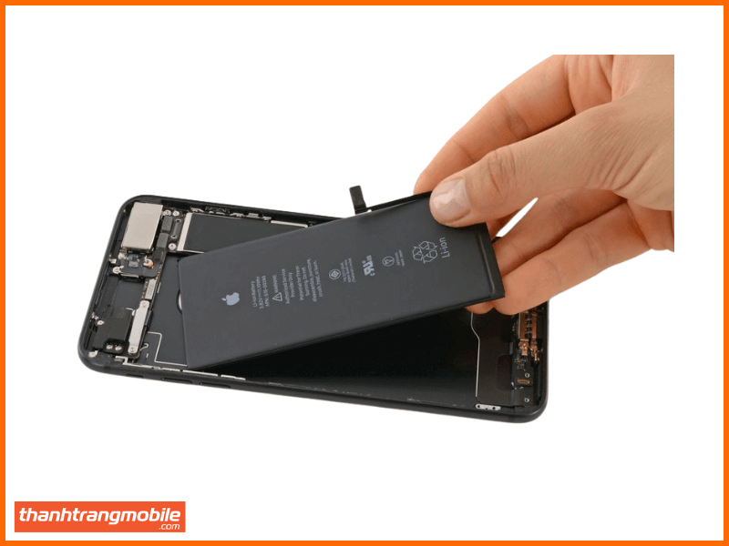 thay pin pisen dung lượng chuẩn iphone 7 plus  và thay pin iphone của dòng iphone khác