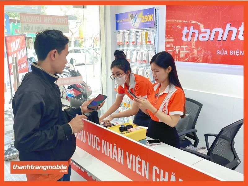 thay-pin-pisen-dung-luong-sieu-cao-chinh-hang-cho-iphone-x (3)