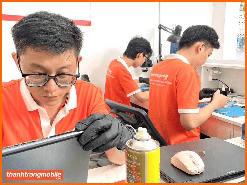  thay pin vmas dung lượng chuẩn chính hãng cho iphone 14 pro tại thanh trang mobile