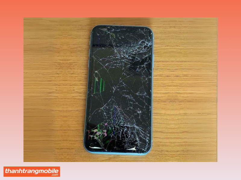 Màn hình iPhone X bị sọc xanh do vỡ hoặc va đập mạnh