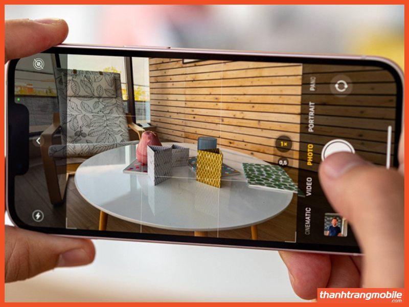Những dấu hiệu camera iPhone 12 Pro Max không lấy nét được