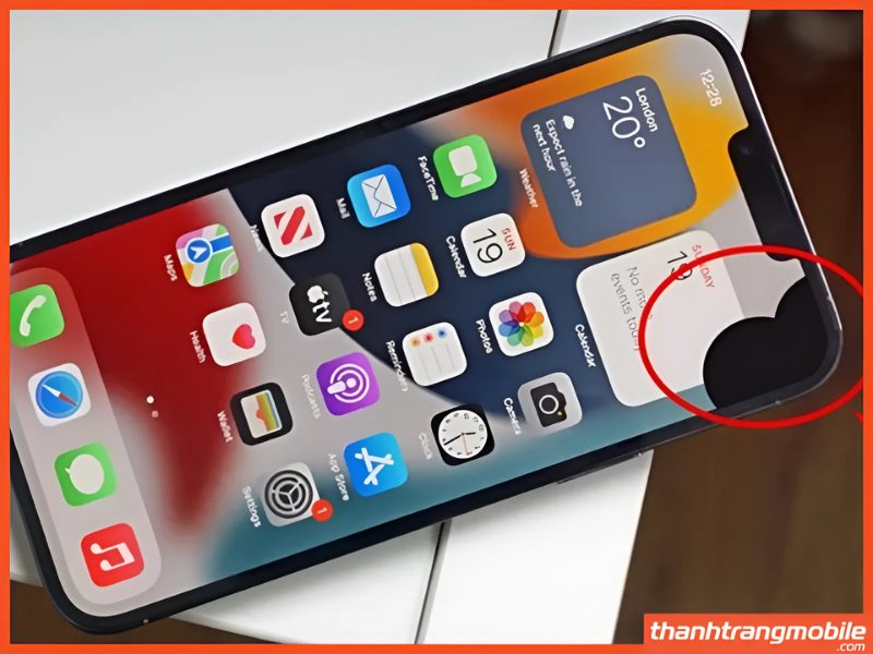iPhone 14 Pro bị vô nước và dính nước vào màn hình hiển thị
