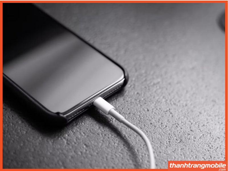 iPhone 14 Pro bị vô nước có sửa được không khi máy không bật