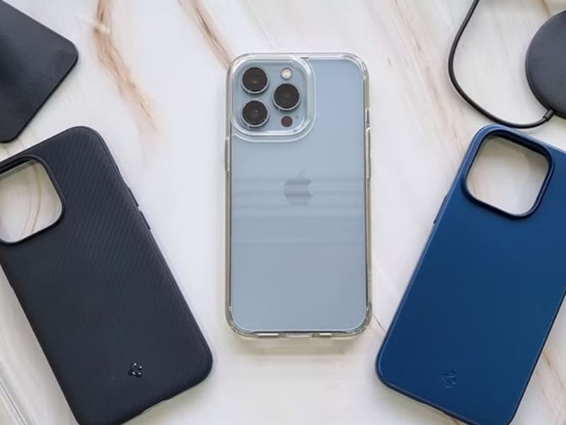 Giải pháp: Vỏ iPhone bị xước sâu hay điện thoại bị trầy làm mất thẩm mỹ? Bài viết hướng dẫn cách khắc phục vỏ iPhone bị trầy nhanh chóng, giúp máy đẹp như mới. Cập nhật giá thay vỏ iPhone bị trầy chính xác nhất. Click để xem chi tiết!