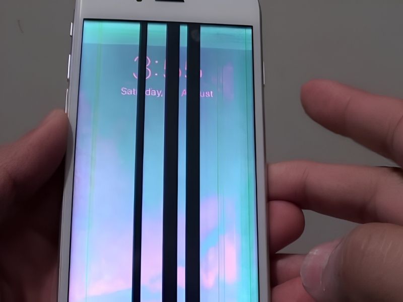 man-hinh-iPhone-bi-soc-den-ngang
