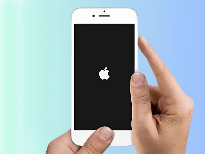 iphone-rot-nuoc-phai-lam-sao (1)