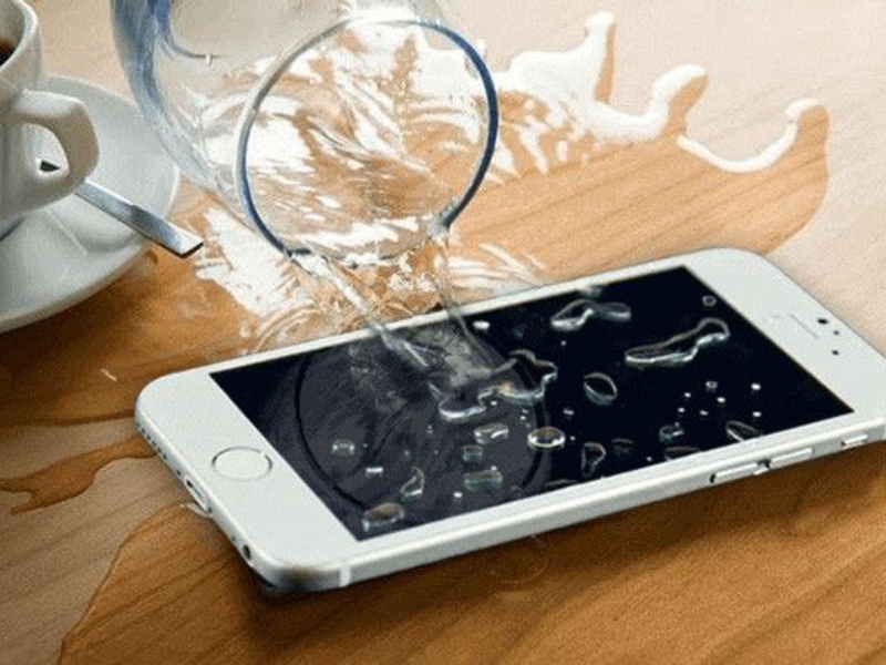 thay-pin-iphone-17-pro-max